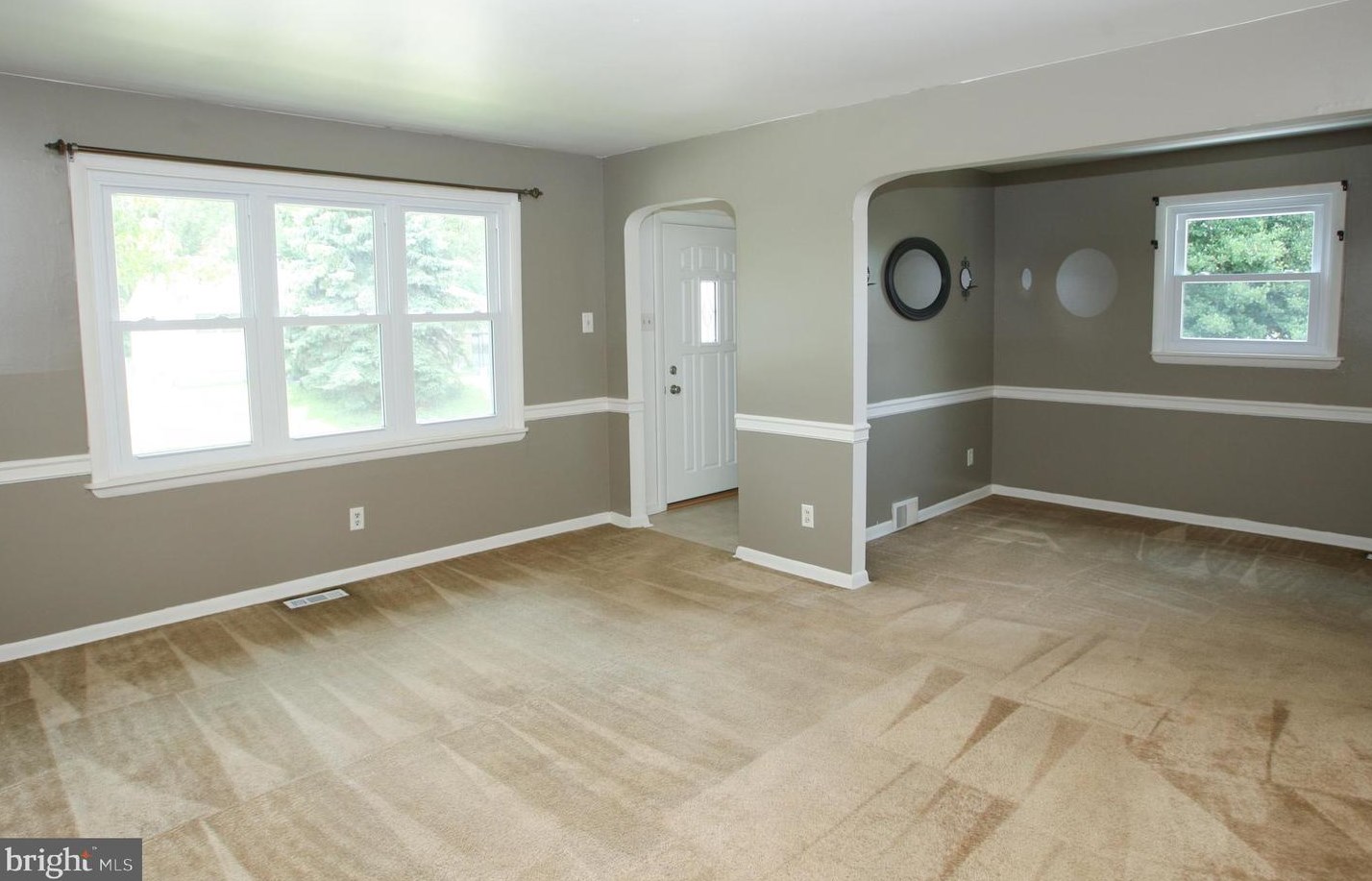 103 Darwin Dr, Newark, DE 19711-6640