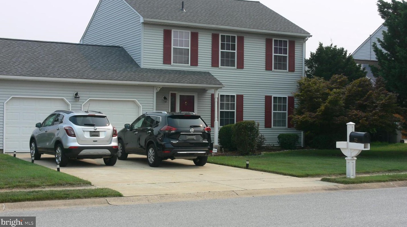 512 Mason Dr, New Castle, DE 19720