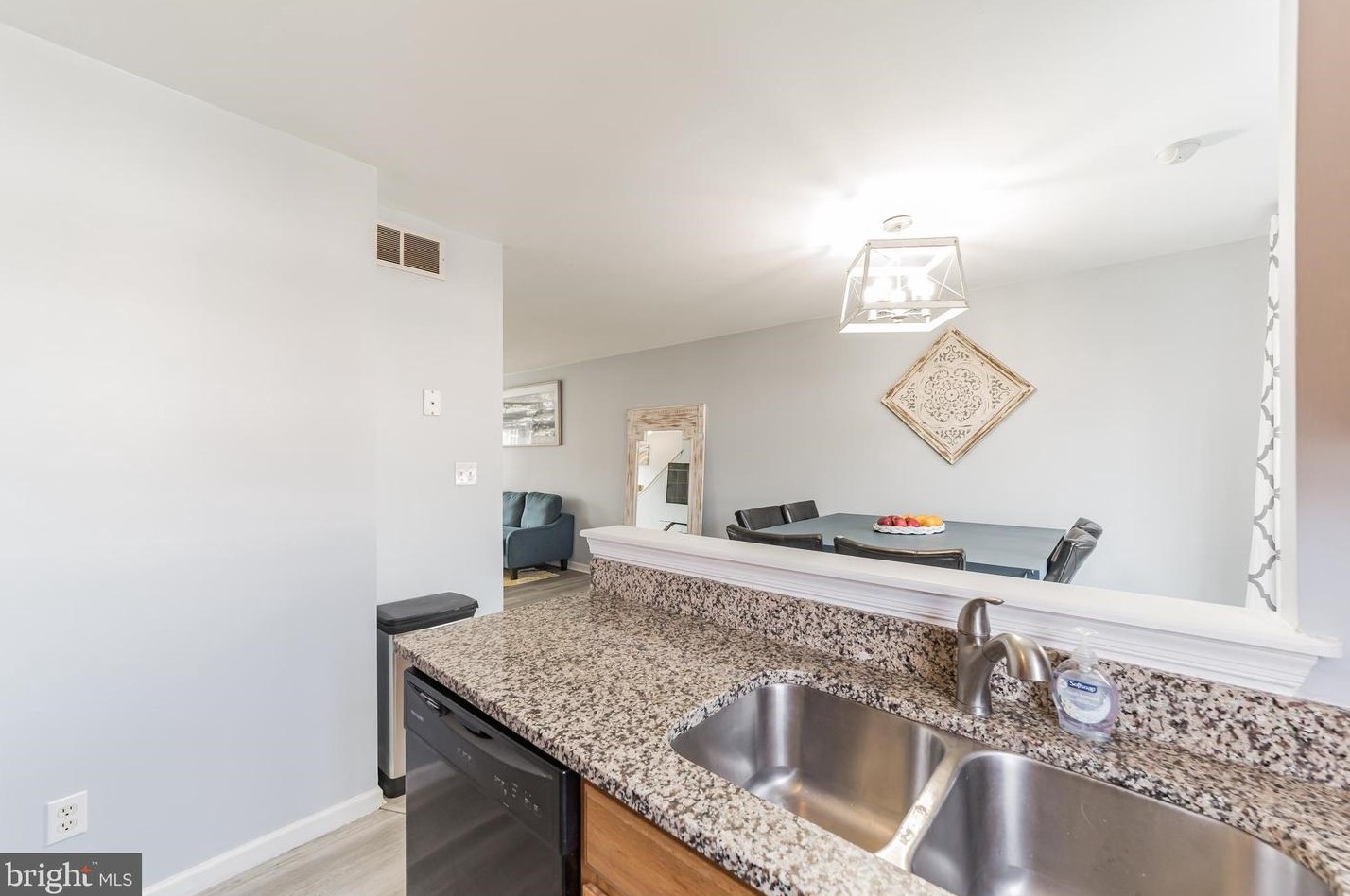 516 Sally Ln, Middletown DE  19709-3056 exterior