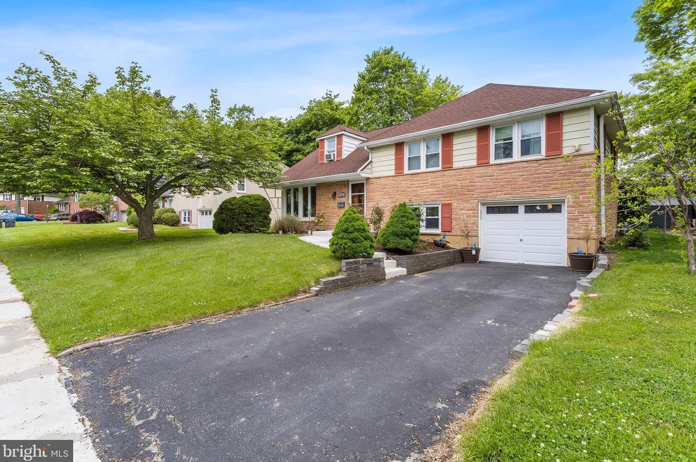 1225 Mayfield Rd, Wilmington, DE 19803