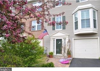 6 Barclay Dr, Hockessin, DE 19707
