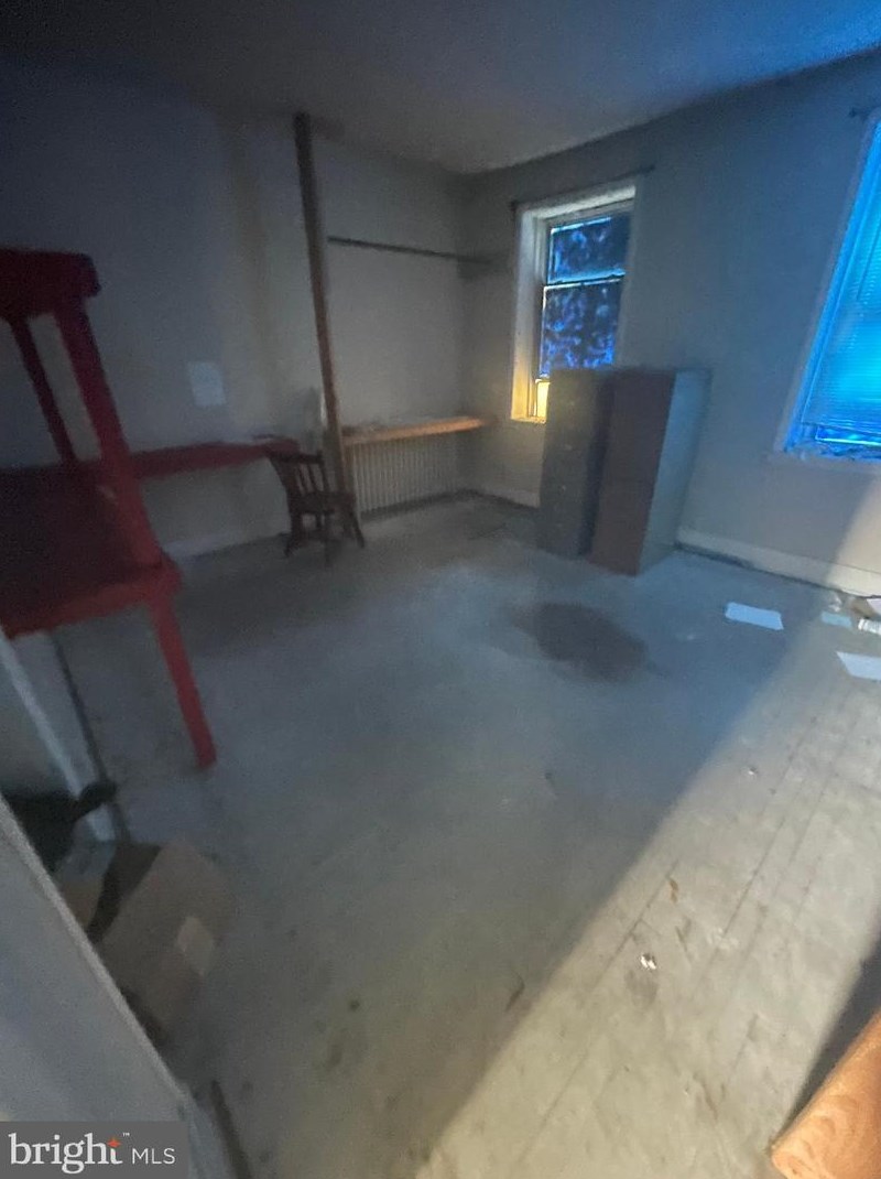 11 Main St, Newark DE 19711-7348 exterior