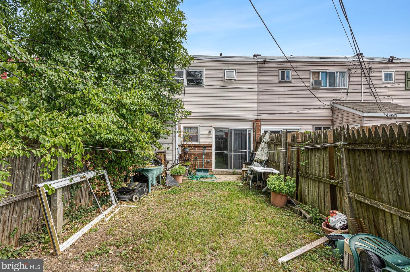 114 Rose Ln, New Castle, DE 19720