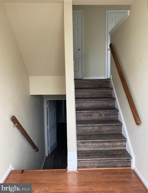 212 Bellwether Ct, Newark DE  19702-7403 exterior