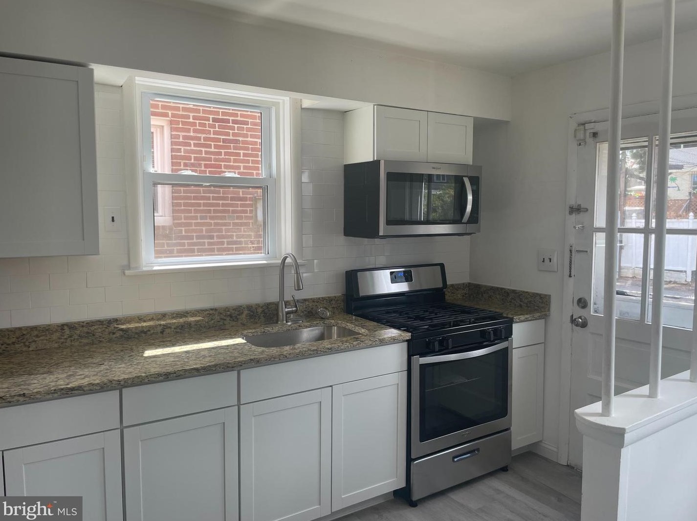 104 W 40th St, Wilmington, DE 19802