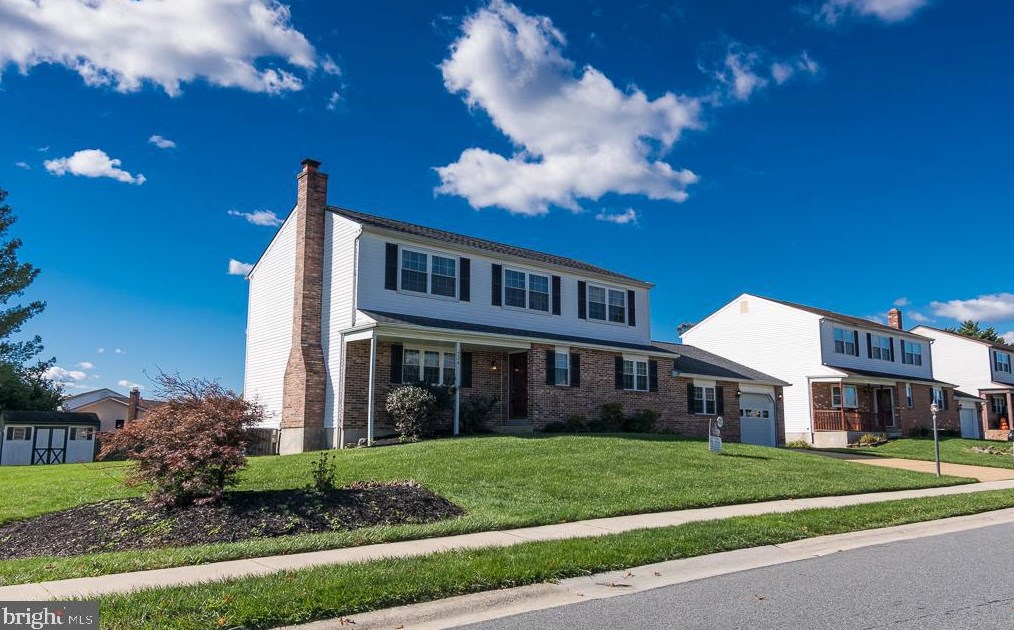 324 Jaymar Blvd, Newark, DE 19702-2884