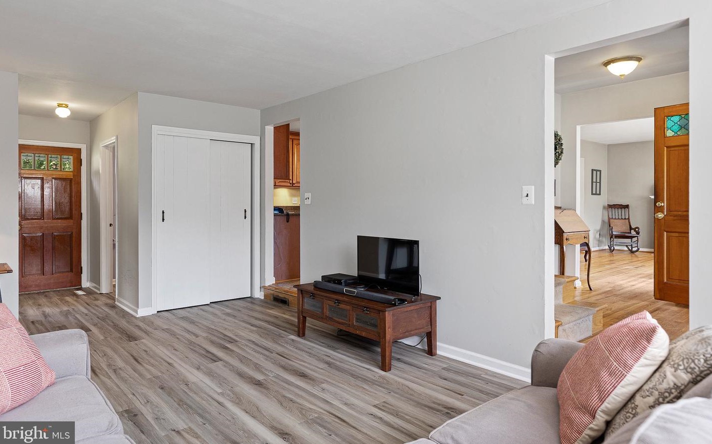 33 Decker Dr, Newark DE 19711-3843 exterior