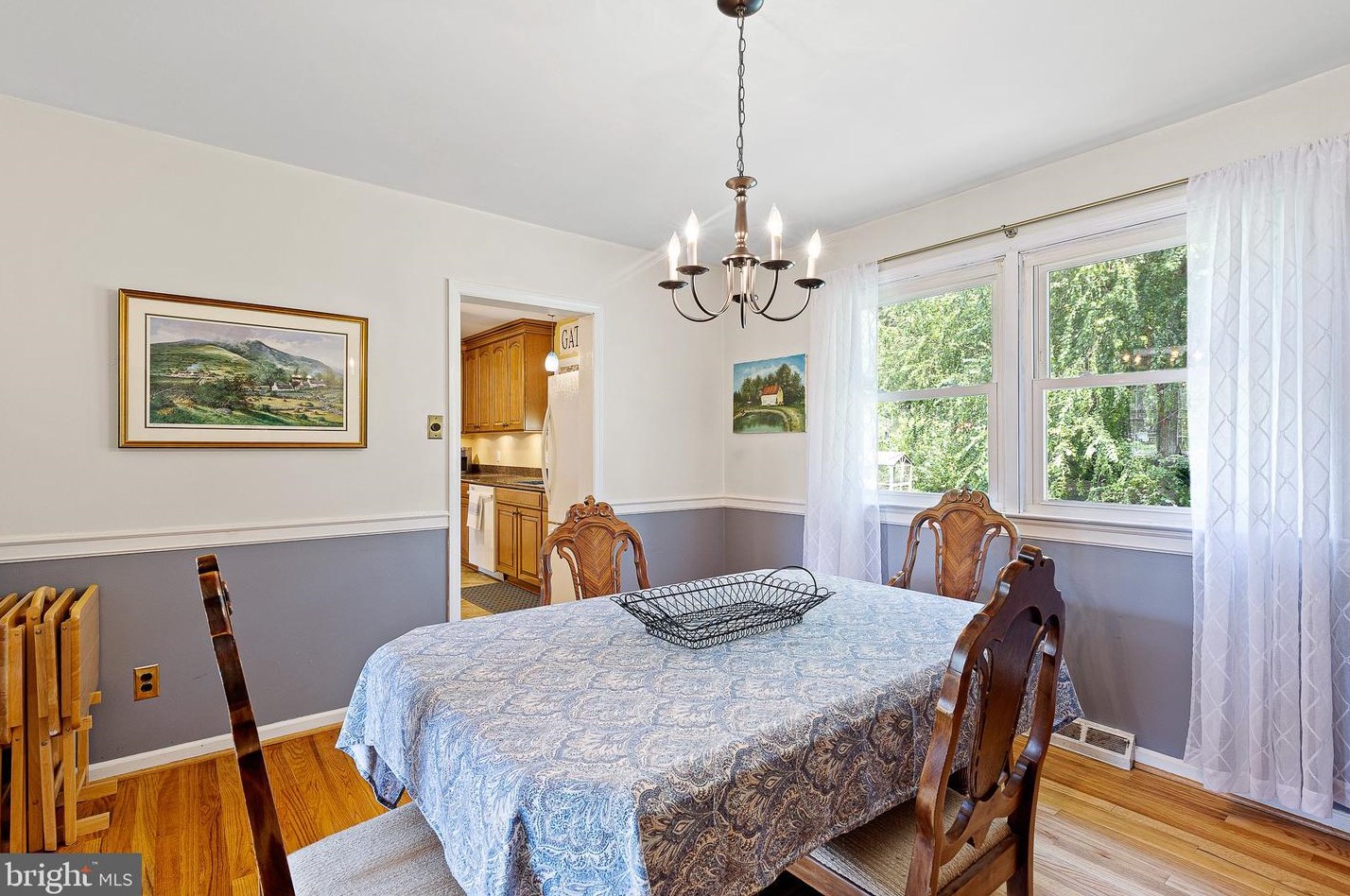 33 Decker Dr, Newark DE 19711-3843 exterior