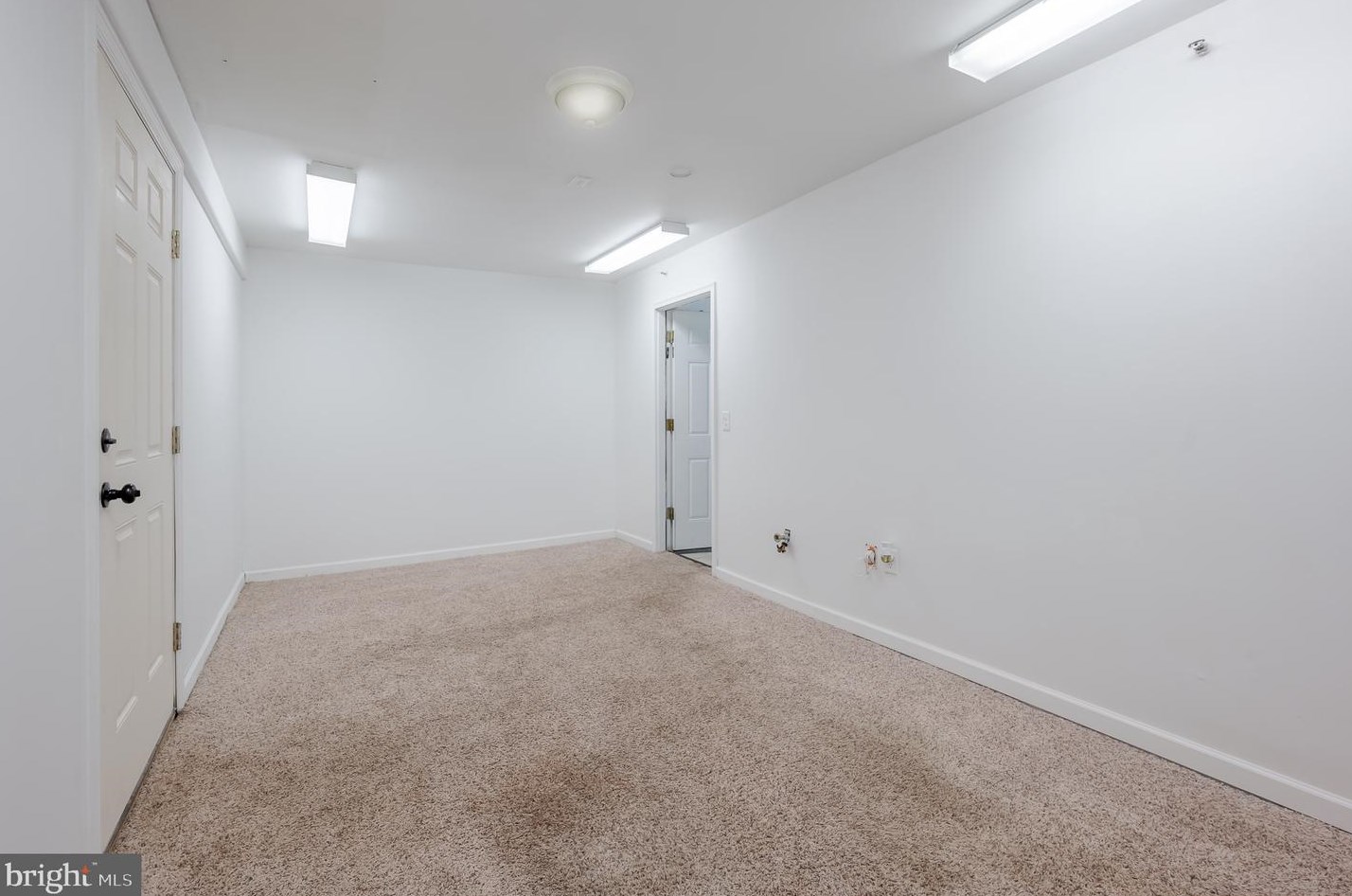 701 Brk Dr, Newark DE 19713-1309 exterior