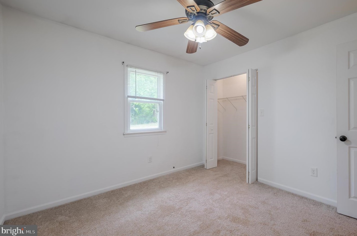 701 Brk Dr, Newark DE 19713-1309 exterior