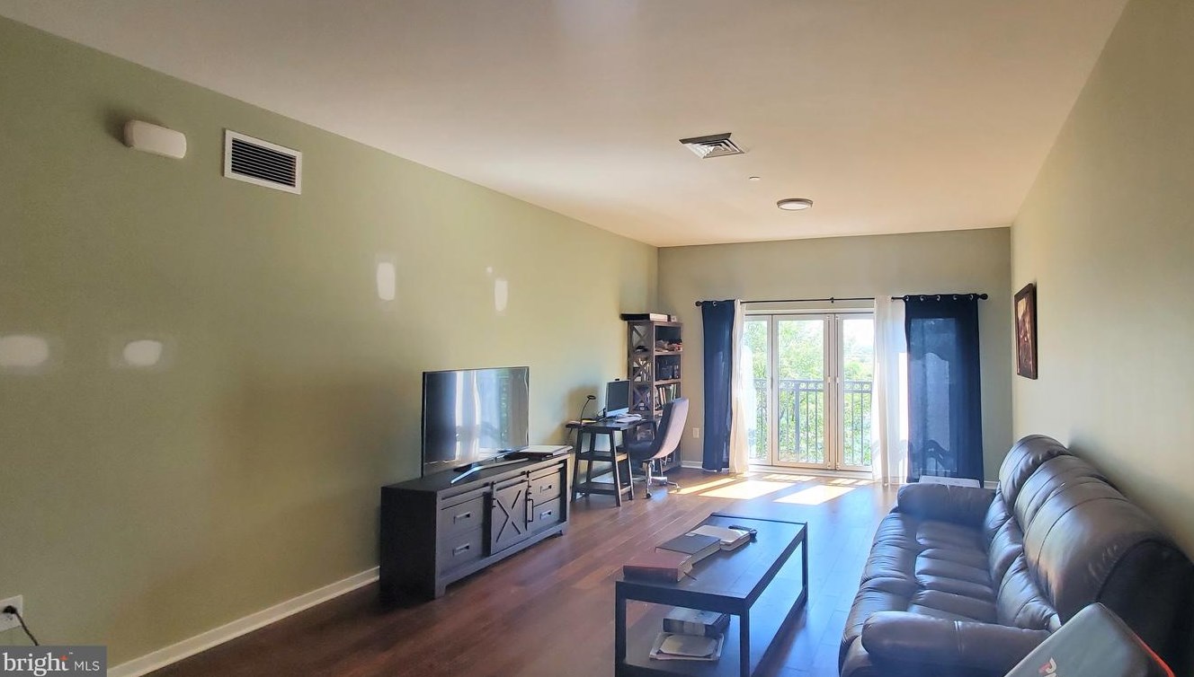 508 Harlan Blvd #311, Wilmington, DE 19801