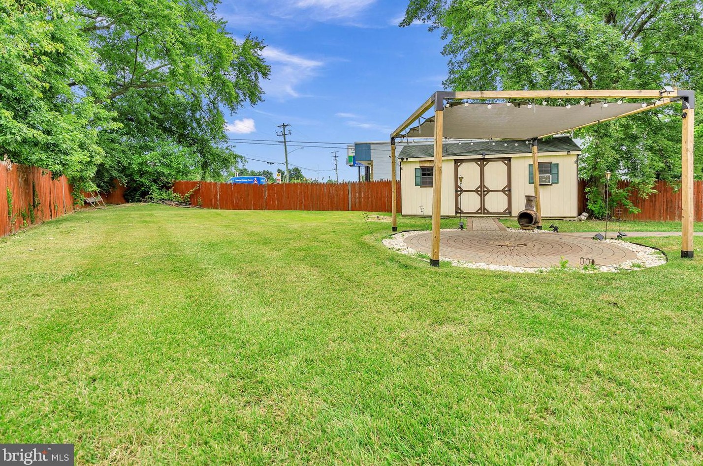 76 Kenmar Dr, Newark DE 19713-2423 exterior