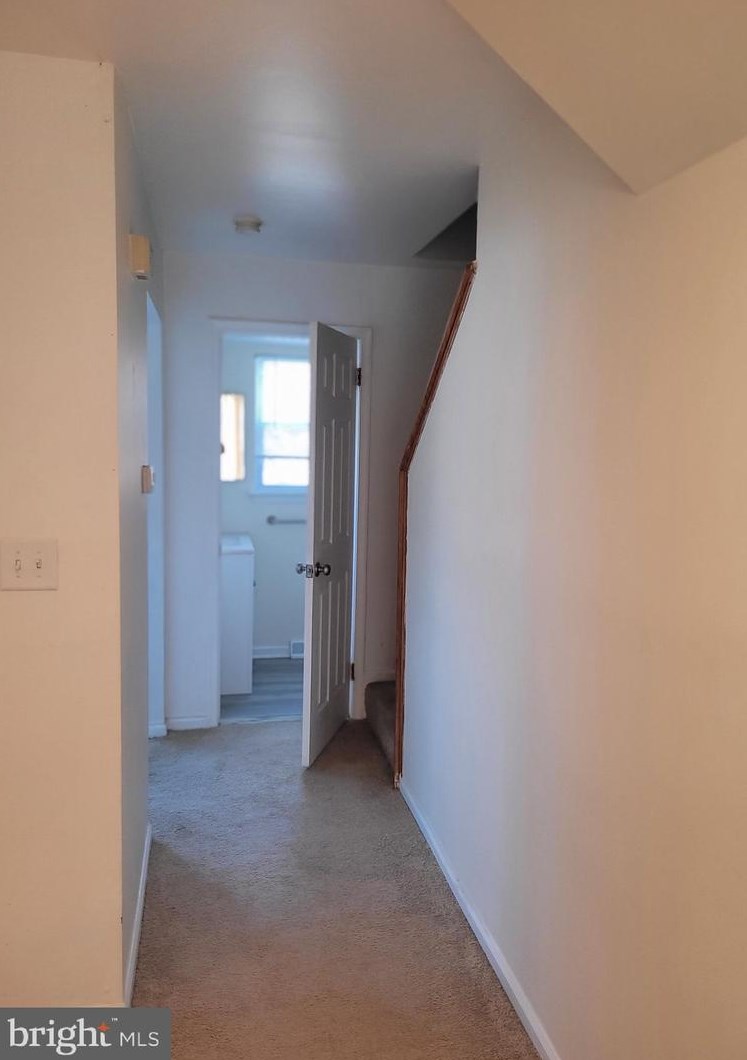 5 Ingrid Ct, Wilmington, DE 19808