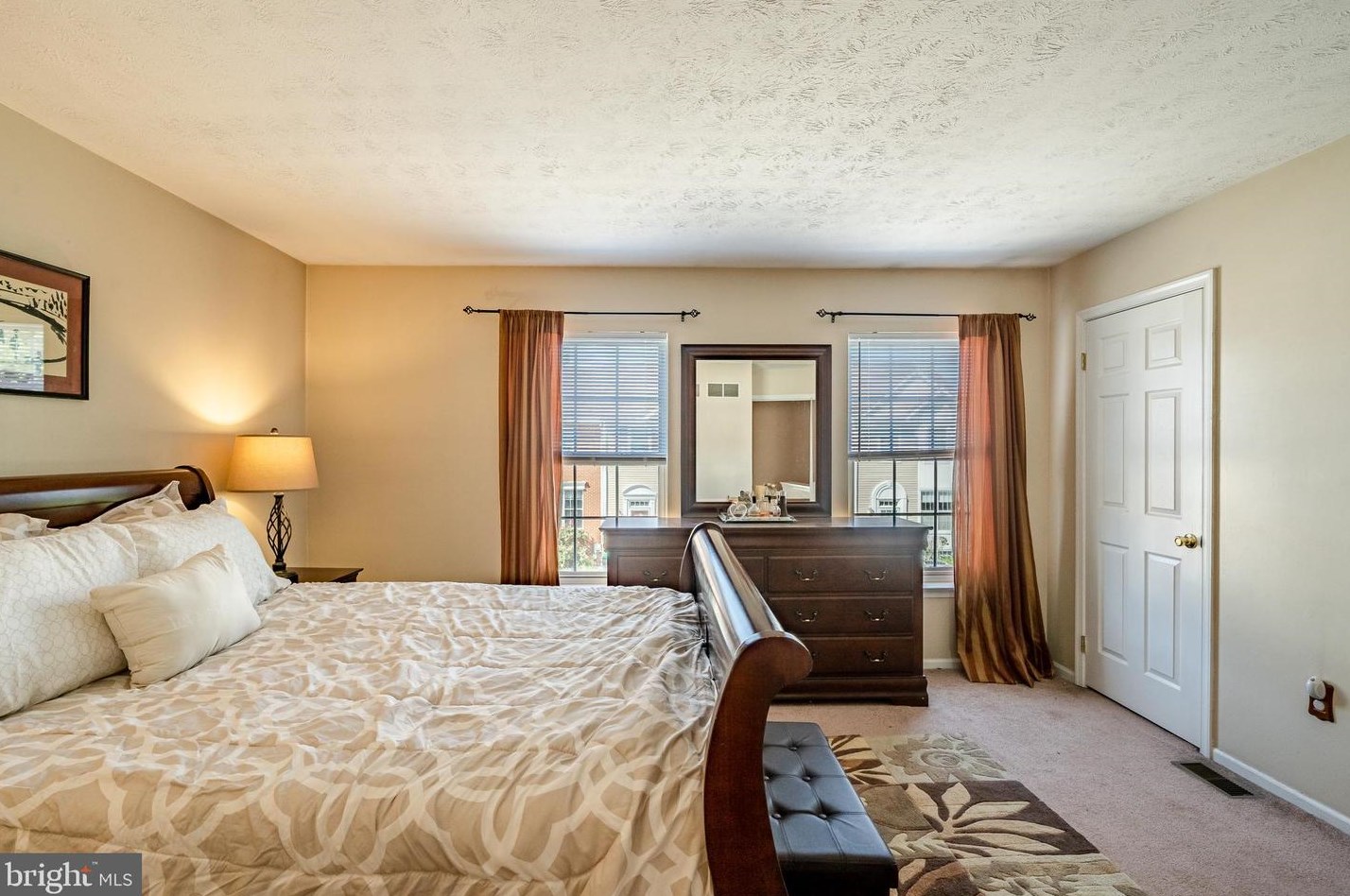 325 Palmerston Ct, Newark DE 19702-5238 exterior