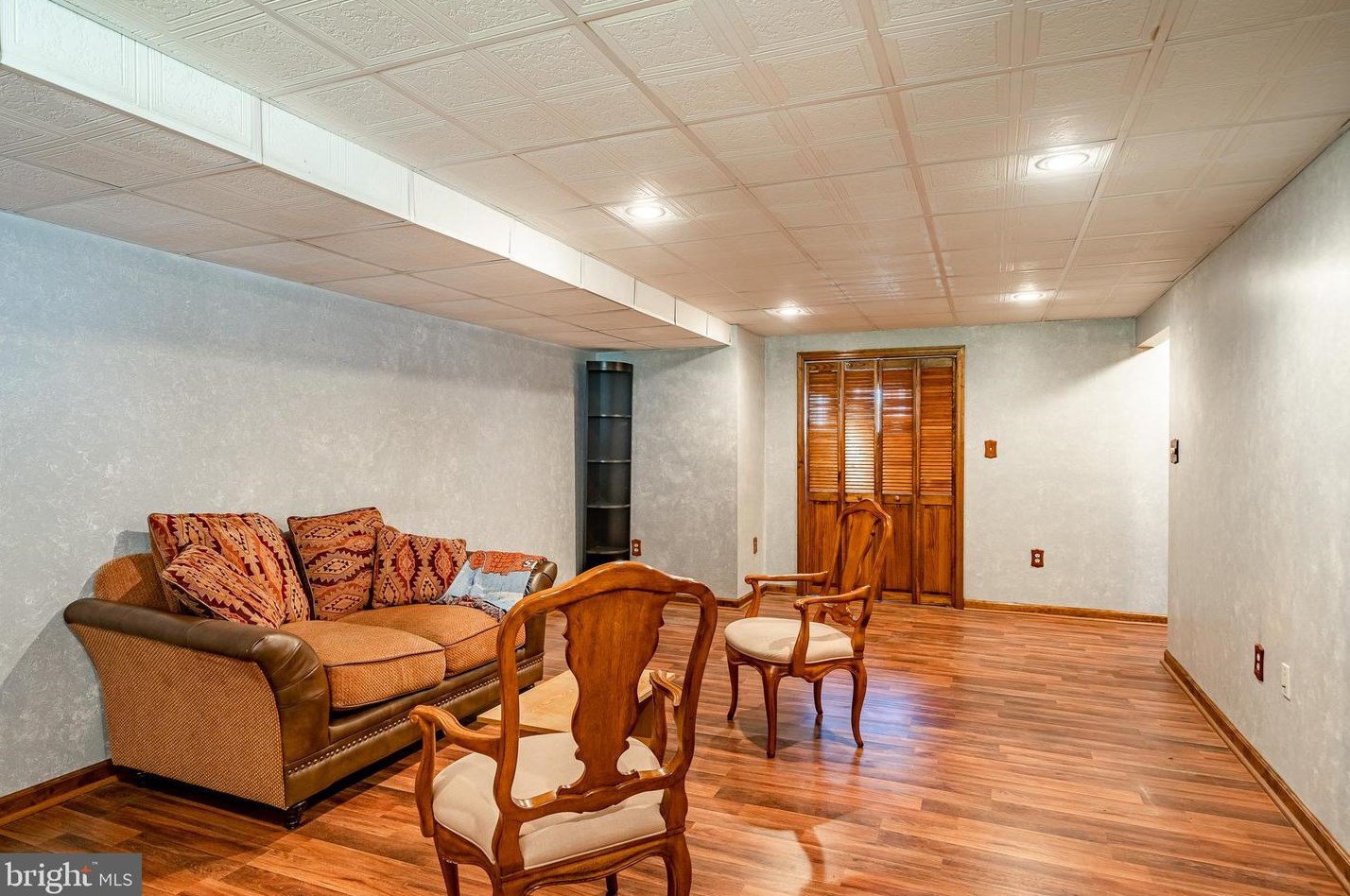 325 Palmerston Ct, Newark DE 19702-5238 exterior