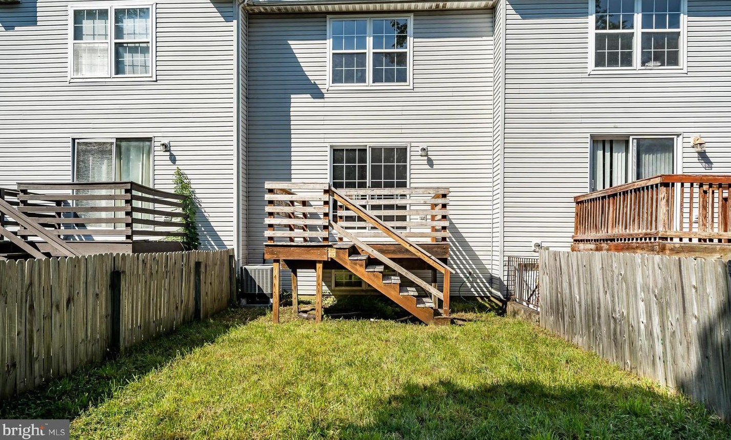 325 Palmerston Ct, Newark DE 19702-5238 exterior