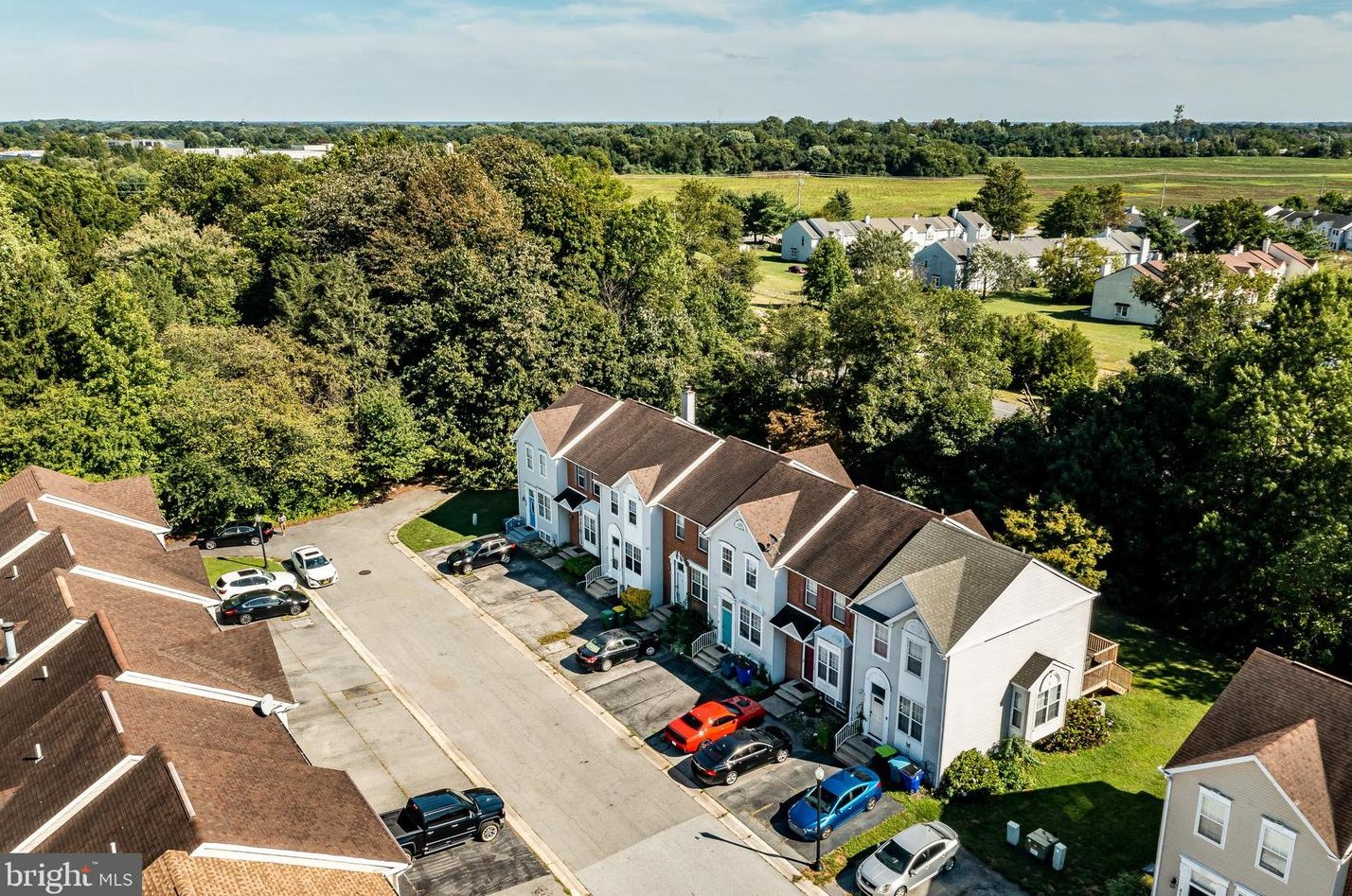 325 Palmerston Ct, Newark DE 19702-5238 exterior