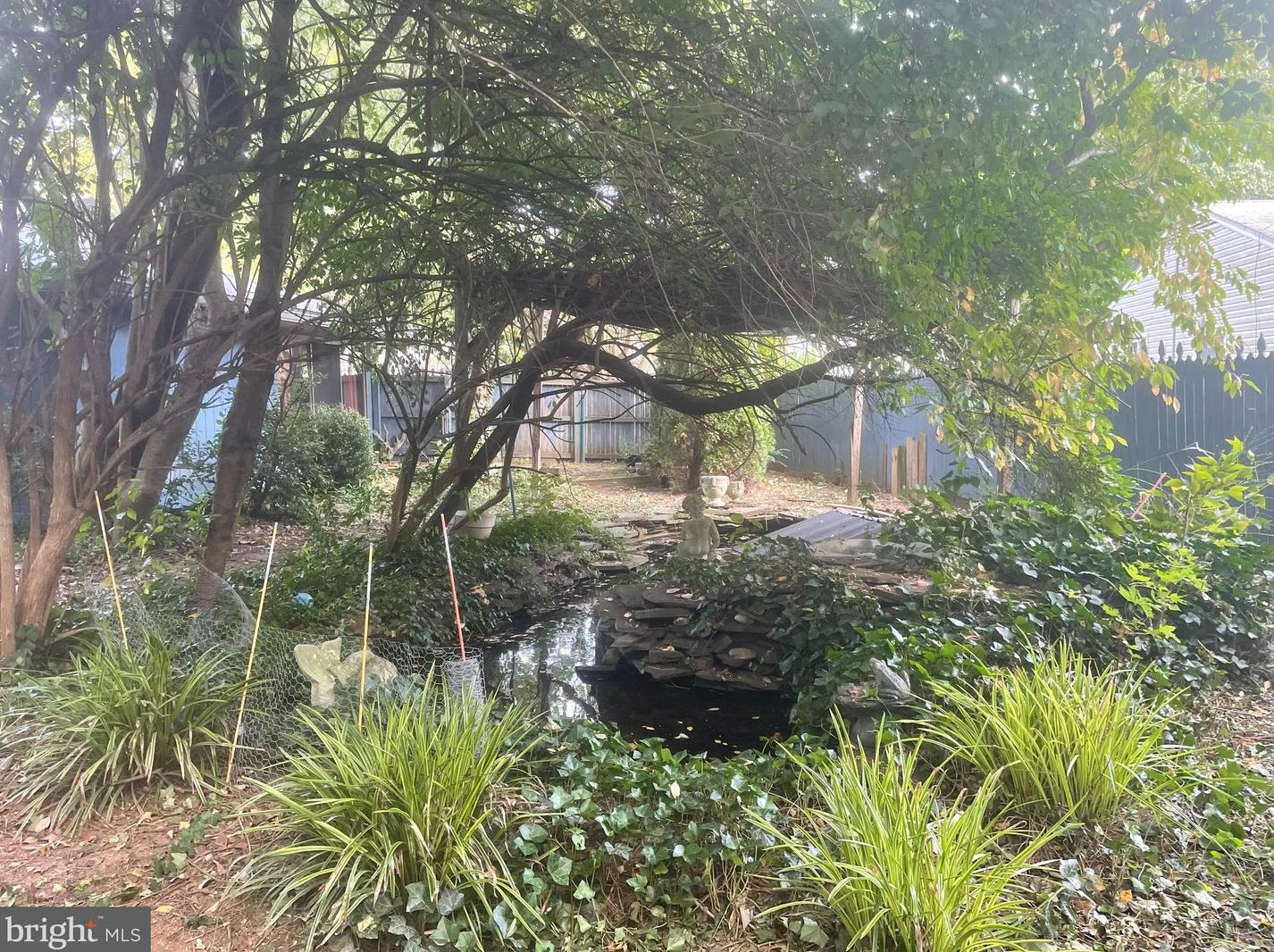 4 Korda Dr, Newark DE 19713-3710 exterior