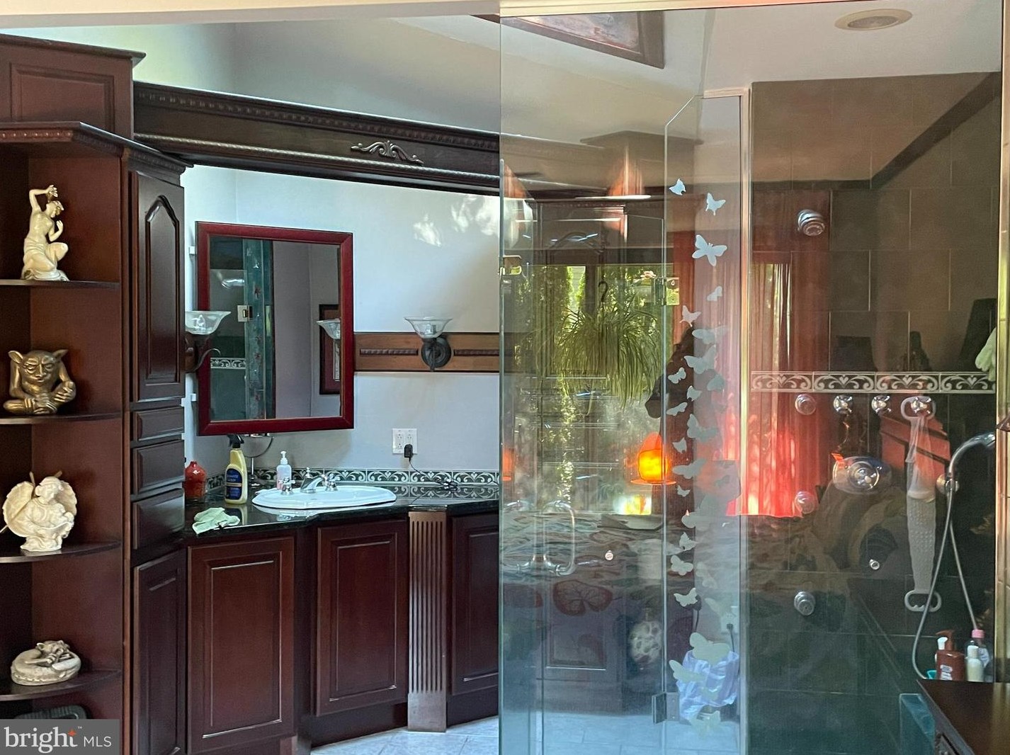 4 Korda Dr, Newark DE 19713-3710 exterior