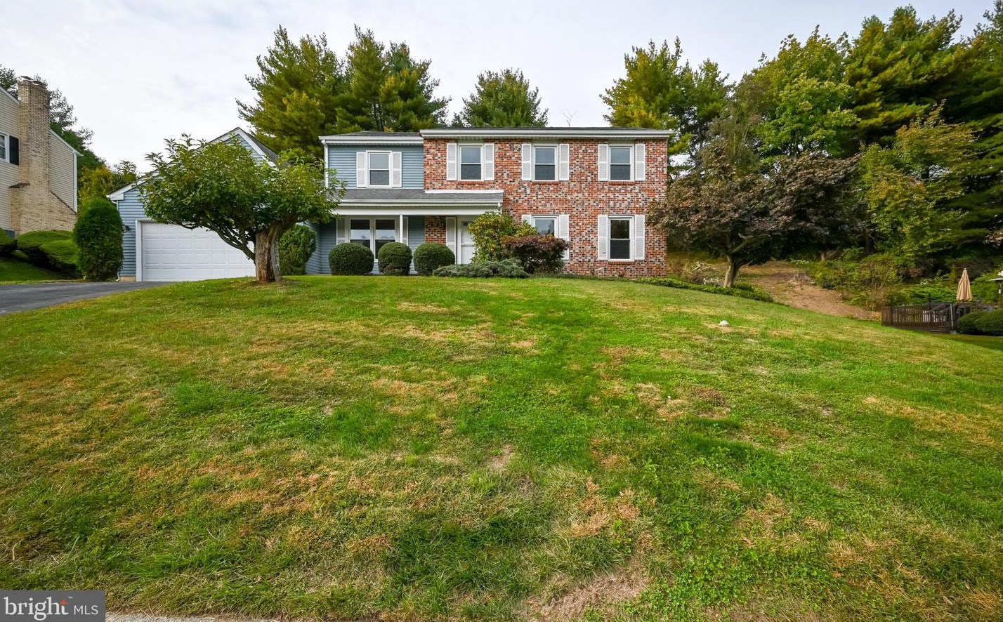 45 Kings Grant Rd, Hockessin, DE 19707-1205