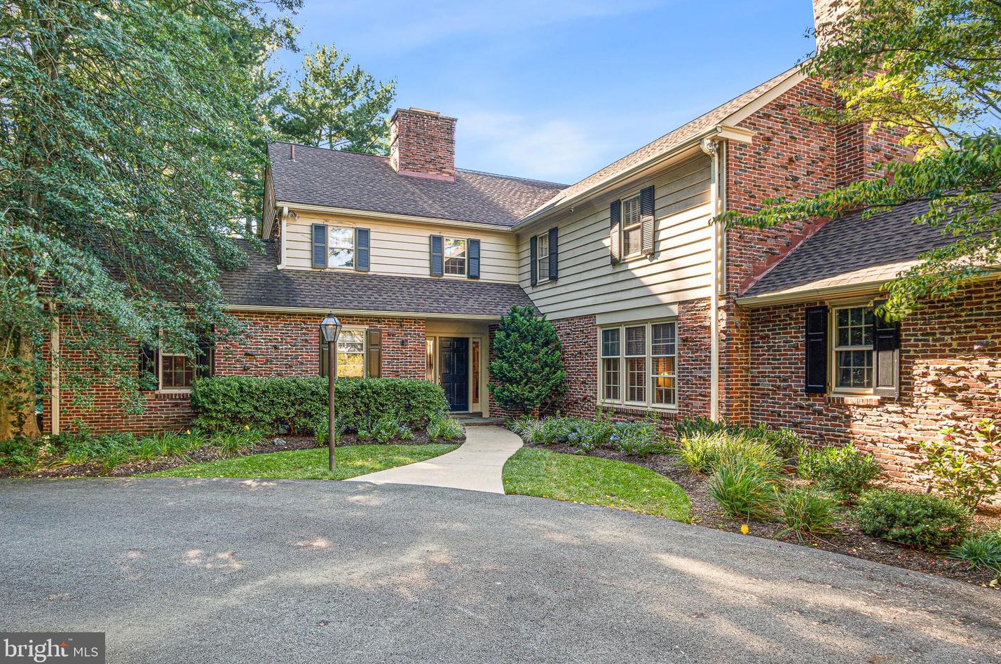 205 Owls Nest Rd, Wilmington, DE 19807