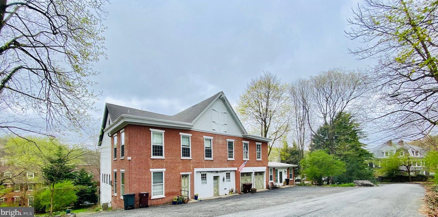 66 Bancroft Estate Rd, Wilmington, DE 19806