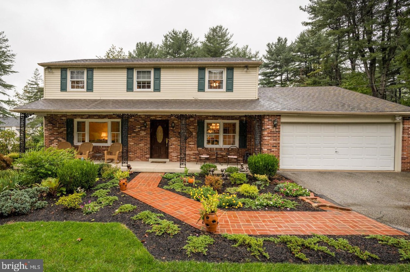 106 Valleyview Rd, Hockessin, DE 19707-9537