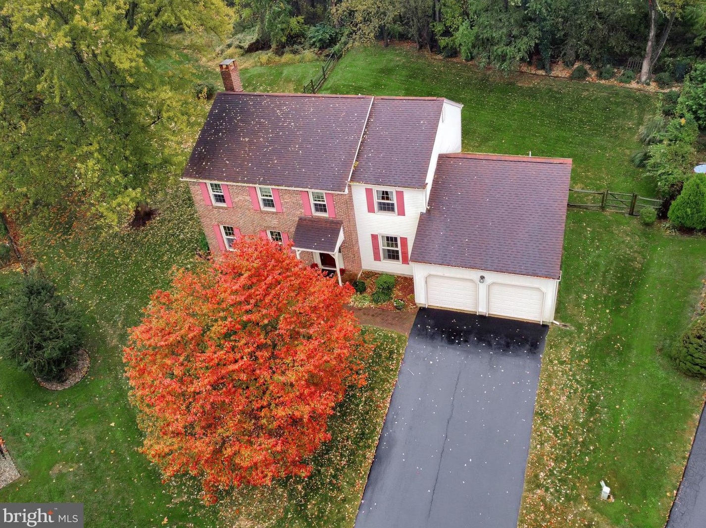 4 Hillview Cir, Hockessin, DE 19707-1427