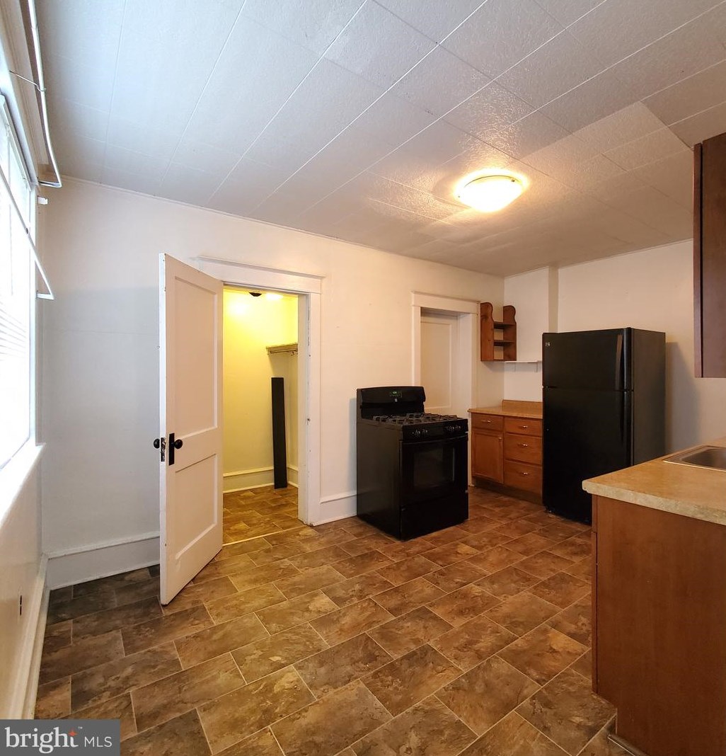 100 Mary St, Wilmington, DE 19804
