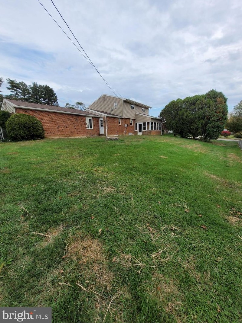 2805 Herbert Dr, Wilmington, DE 19808