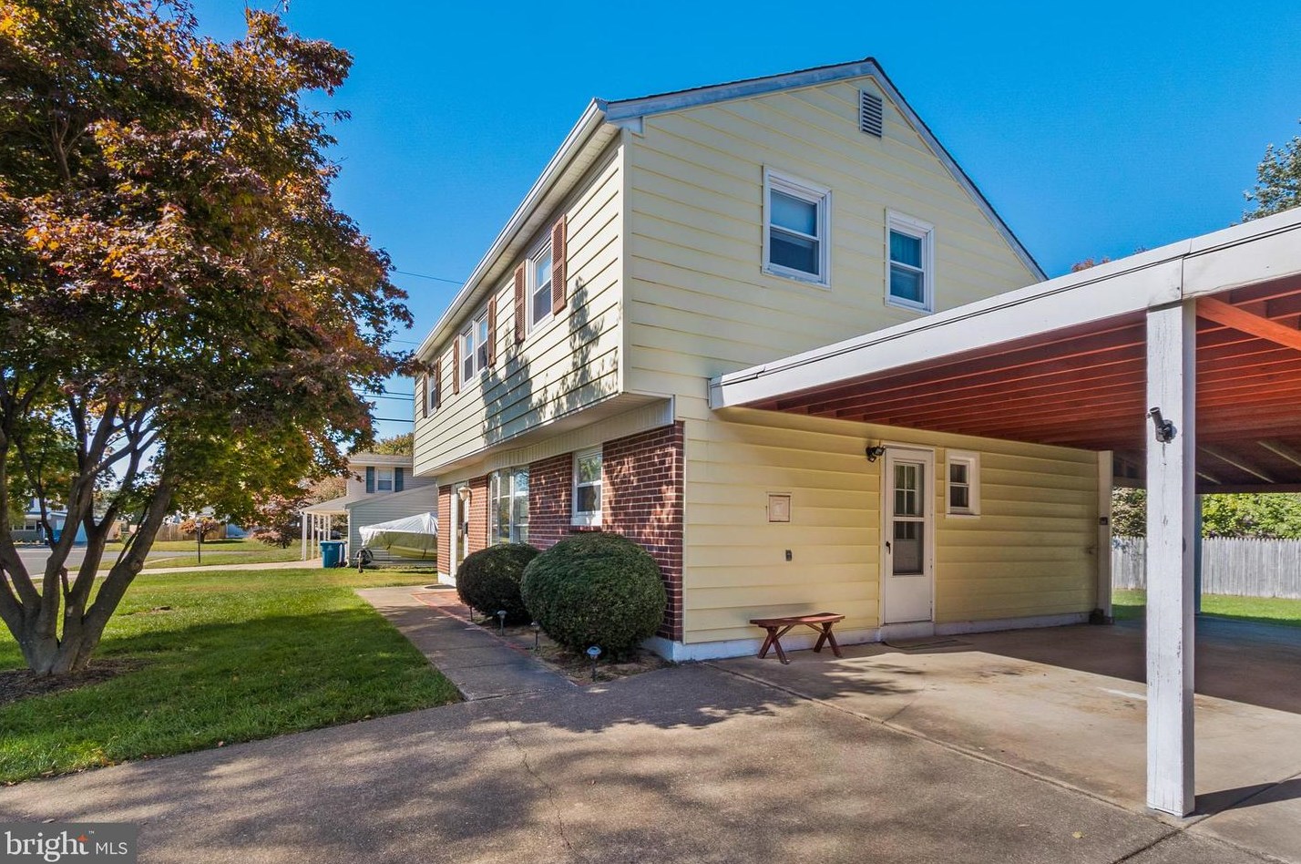 402 Blackstone Rd, Newark, DE 19713-3302