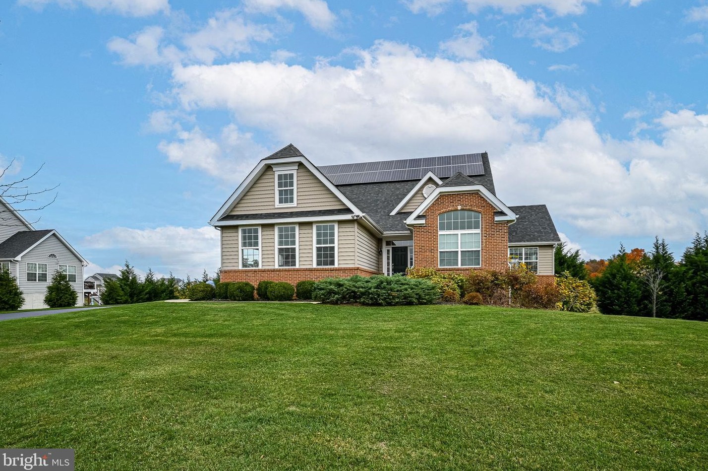 309 Derik Ct, New Castle, DE 19720