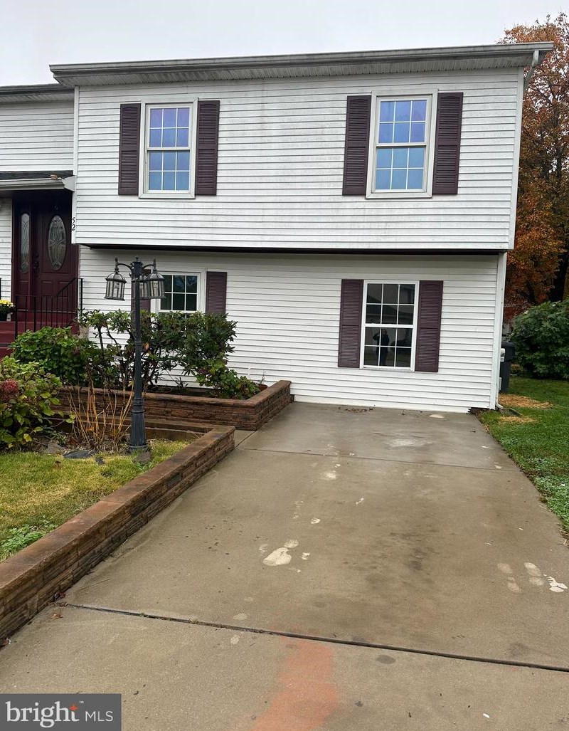 52 Castle Run Dr, Bear, DE 19701-1416