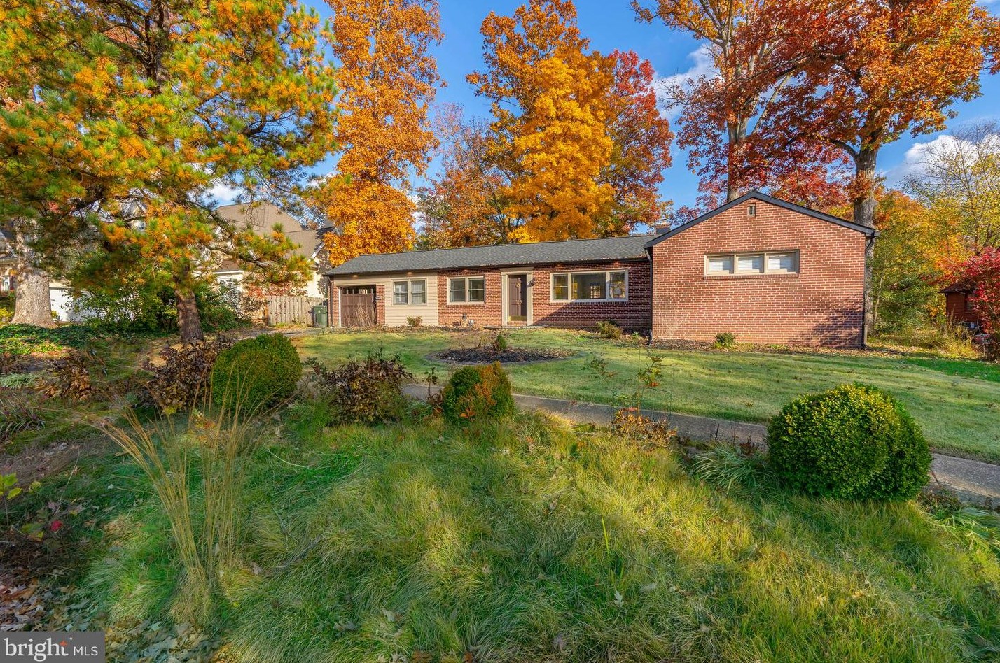 113 Briar Ln, Newark DE  19711-3103 exterior