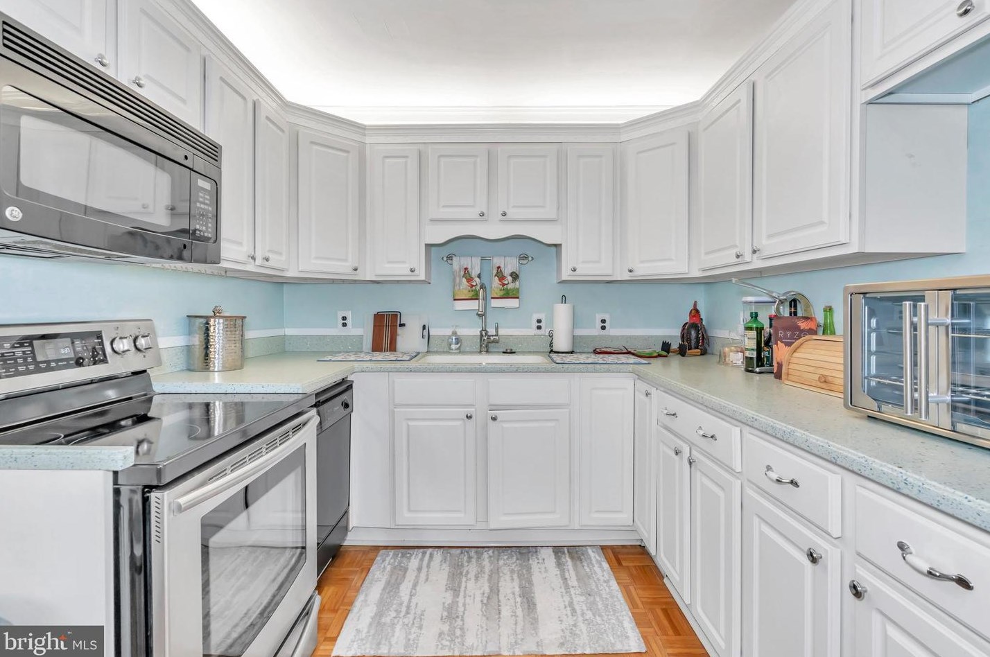 113 Briar Ln, Newark DE  19711-3103 exterior