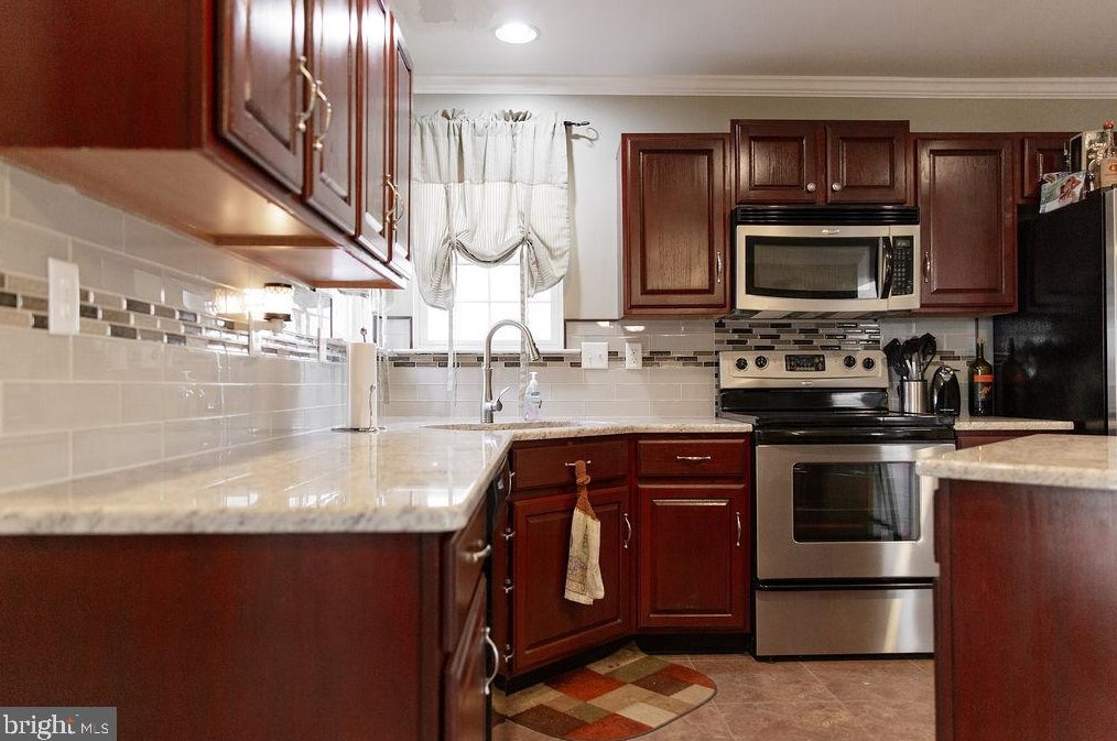 610 Dove Nest Ct, Middletown DE  19709-3036 exterior