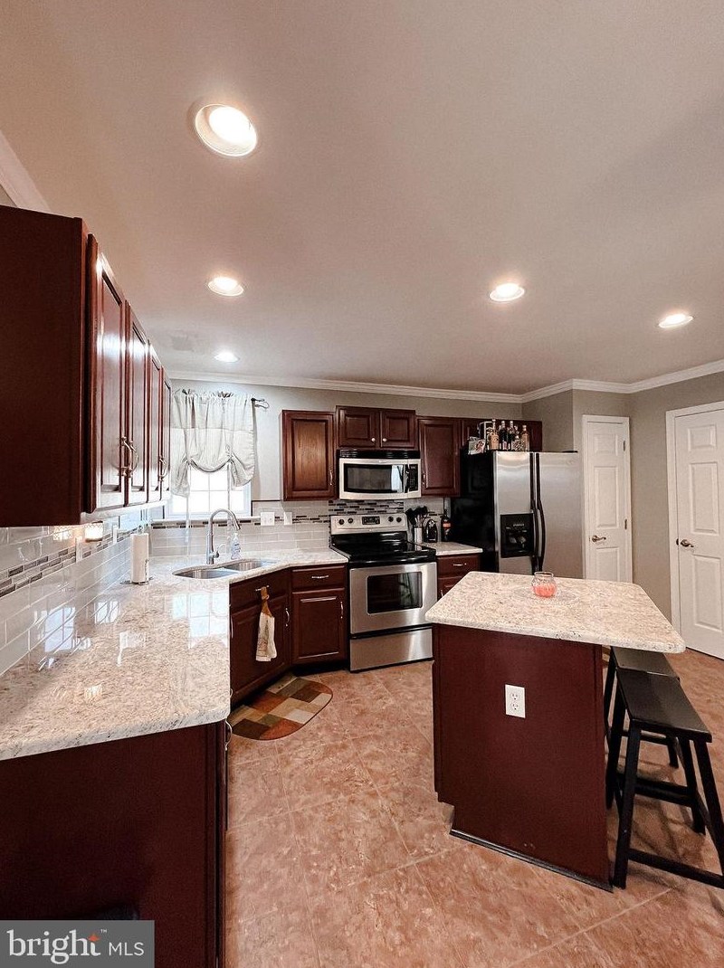 610 Dove Nest Ct, Middletown DE  19709-3036 exterior