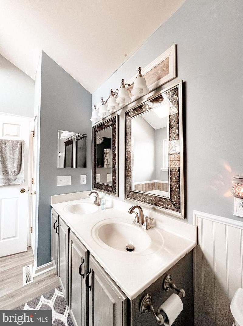 610 Dove Nest Ct, Middletown DE  19709-3036 exterior