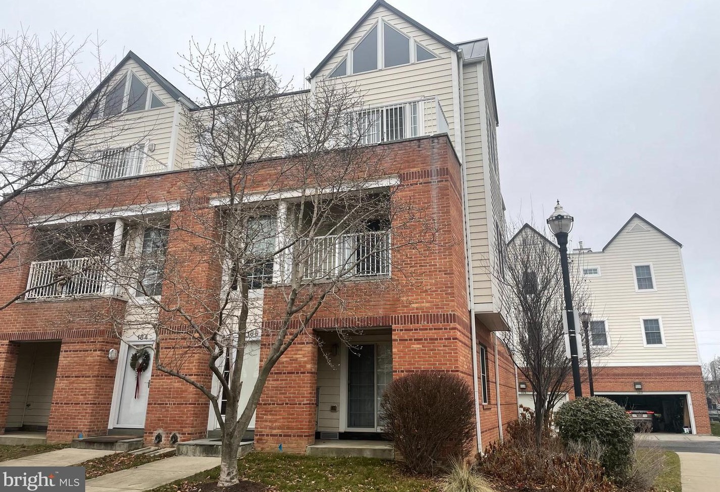 186 Christina Landing Dr, Wilmington, DE 19801