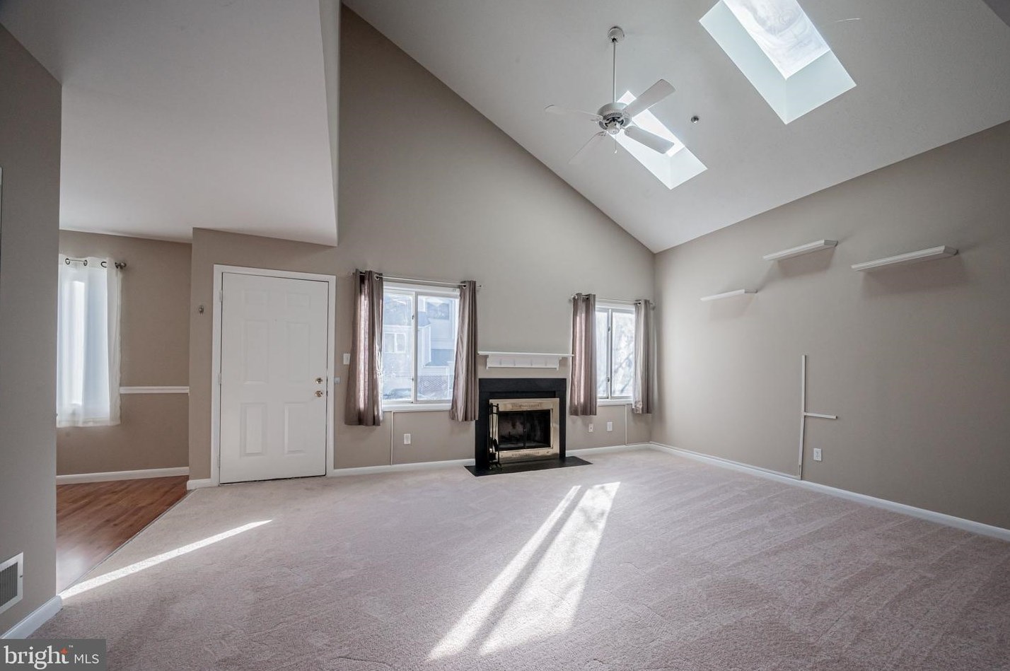 105 Michelle Ct, Newark, DE 19711-6768