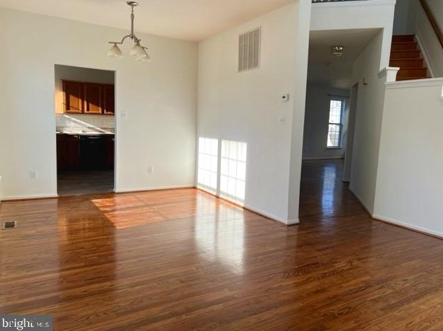 8 Nethy Dr, Newark DE  19711-1525 exterior