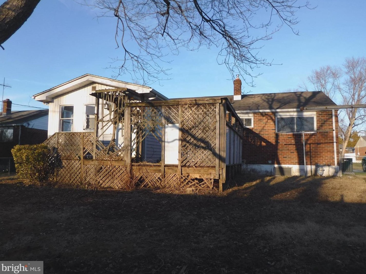 24 Holly Dr, New Castle, DE 19720