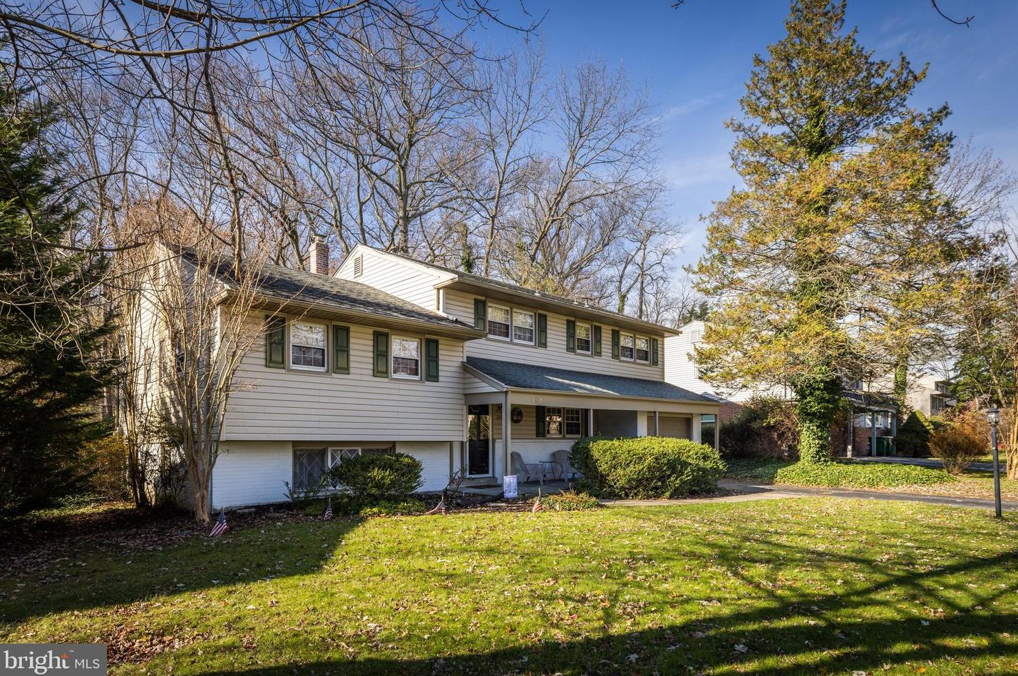 2102 Navaro Rd, Wilmington, DE 19803