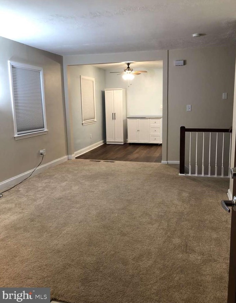 319 Pennewill Dr, New Castle, DE 19720