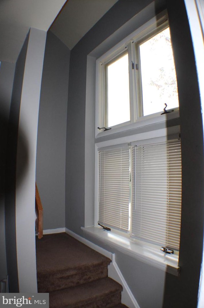 120 Foxfire Dr, Newark, DE 19711-4300