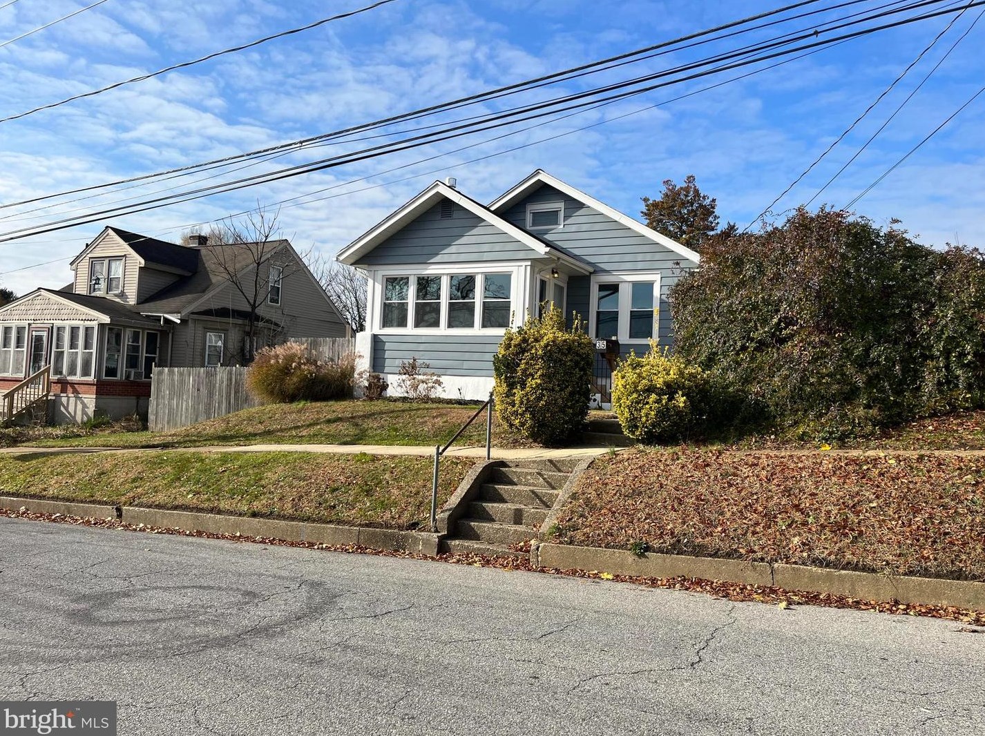 35 S Dupont Rd, Wilmington, DE 19804