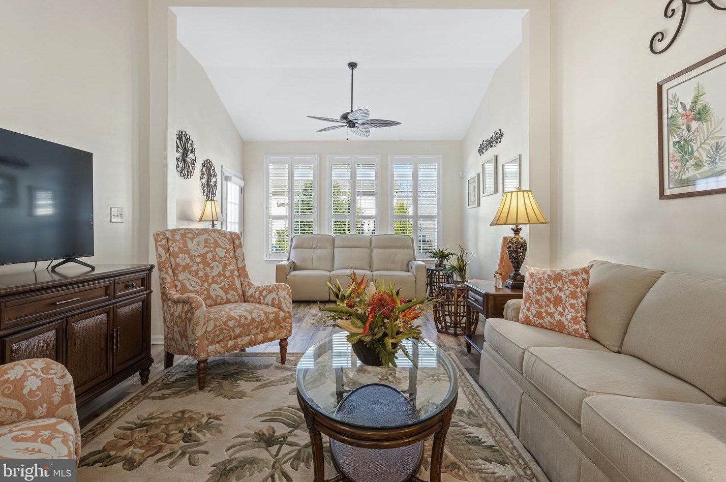 218 Anita Ct, Newark DE  19702-4320 exterior