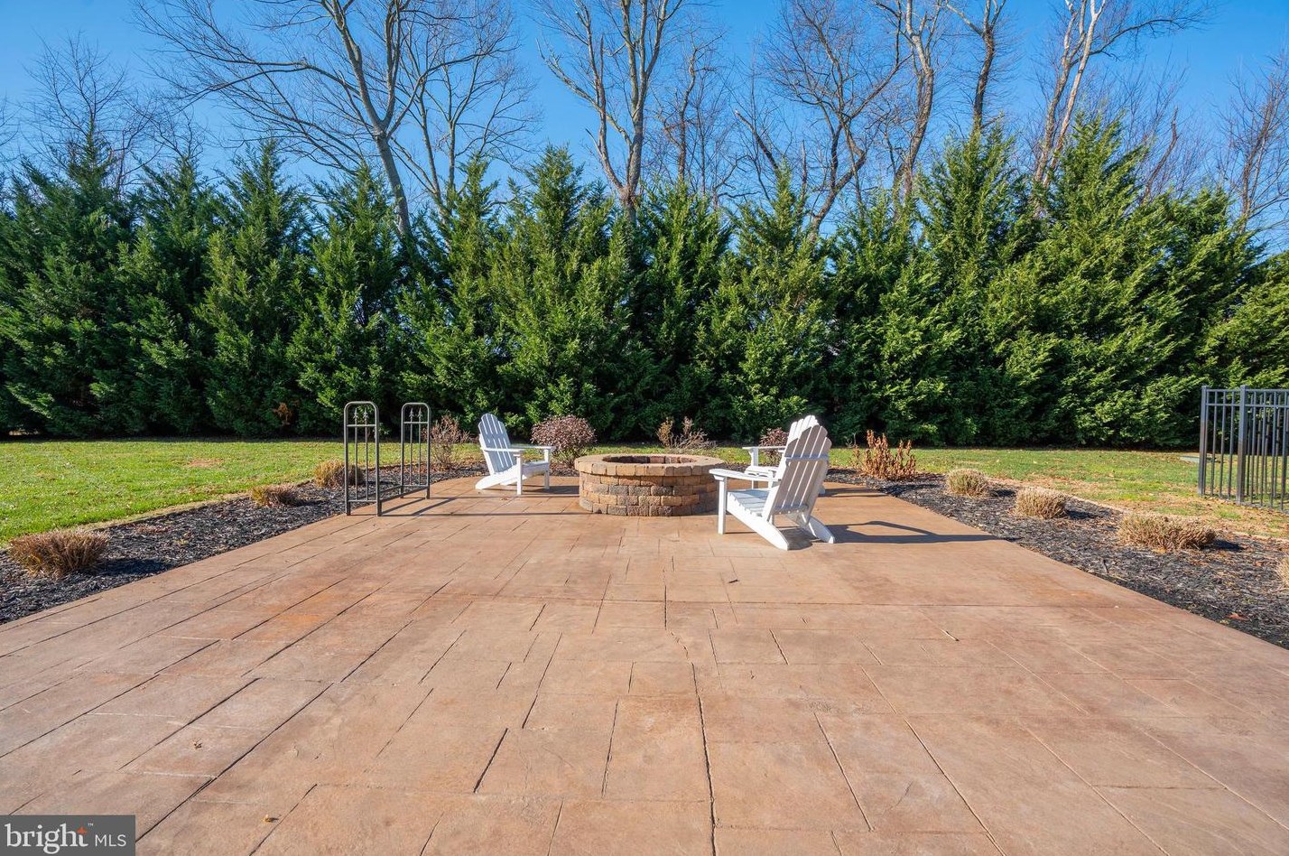 231 Milford Dr, Middletown DE  19709-9419 exterior