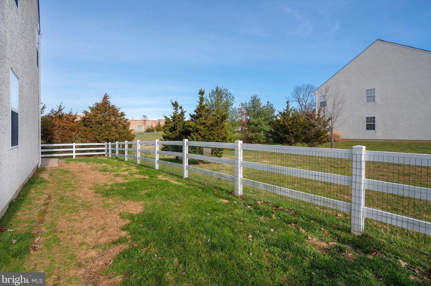 337 Wilmore Dr, Middletown DE  19709-8381 exterior