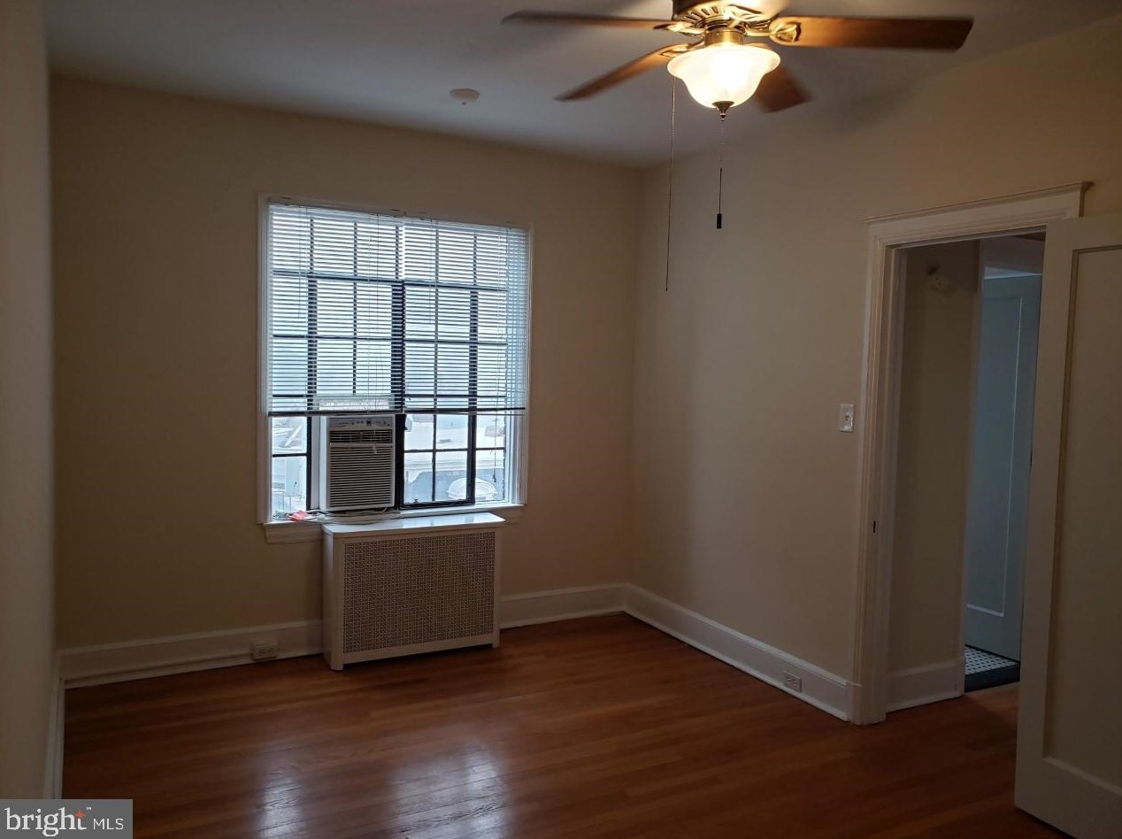 1305 N Broom St Apt 411, Wilmington, DE 19806